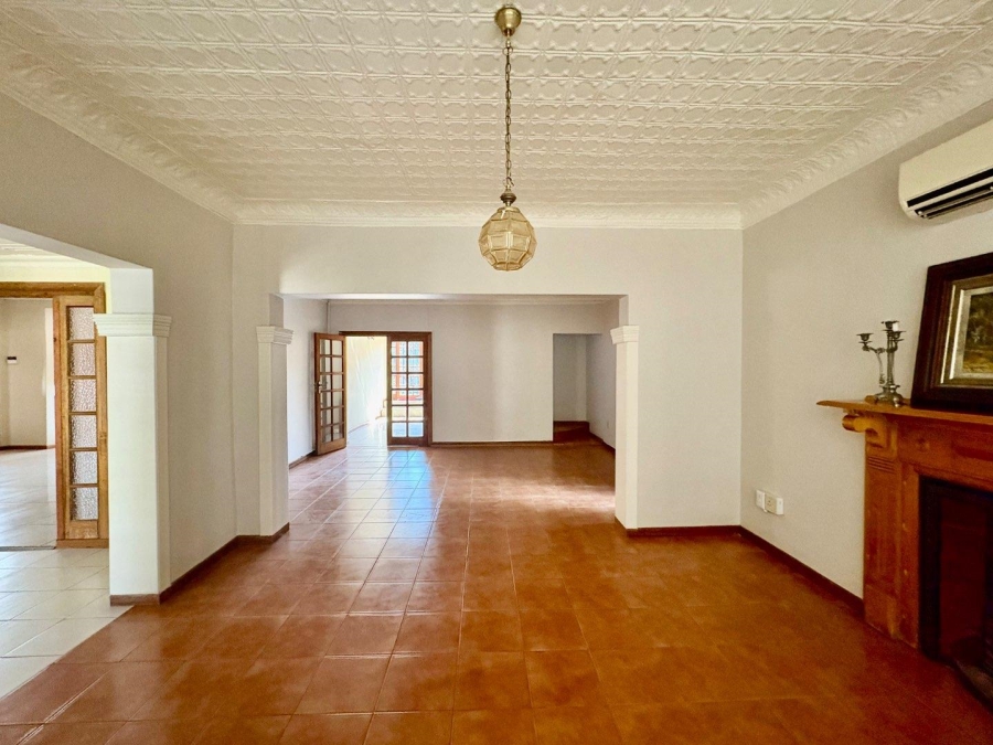 5 Bedroom Property for Sale in Westdene Free State